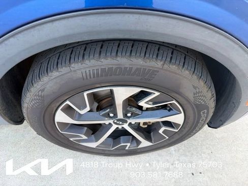 Used 2024 Kia Sportage EX FWD image 14