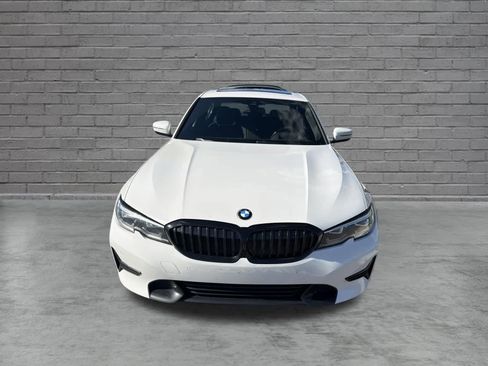 Used 2020 BMW 330i xDrive Sedan w/ Premium Package AWD/4WD image 3