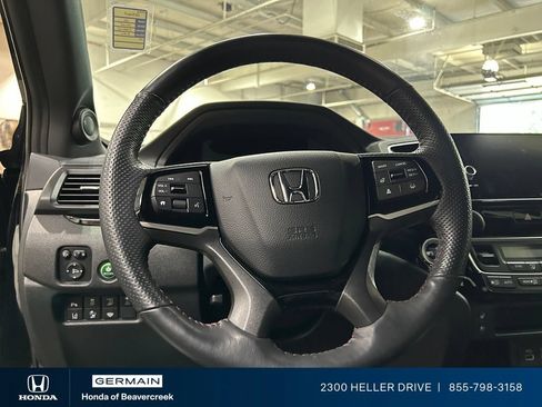 Used 2025 Honda Ridgeline Black Edition image 16