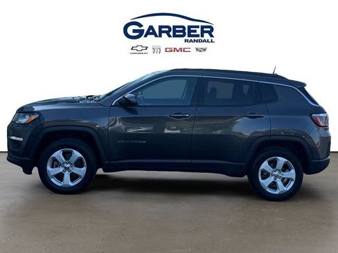 Used 2021 Jeep Compass Latitude AWD/4WD image 2