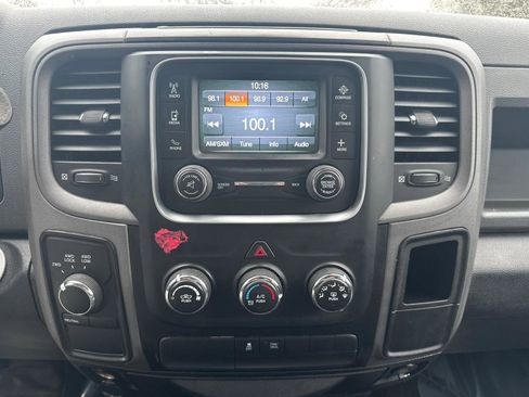 Used 2014 RAM 1500 Express image 3