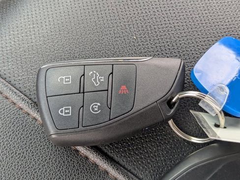 Used 2024 GMC Sierra 1500 AT4 w/ AT4 Premium Package image 61