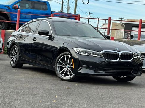 Used 2021 BMW 330i xDrive Sedan w/ Premium Package image 3