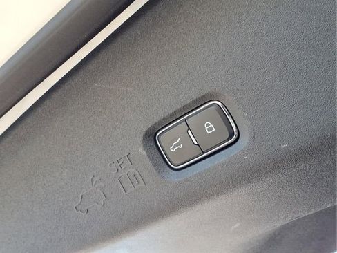 Used 2025 Ford Expedition Max Platinum image 29