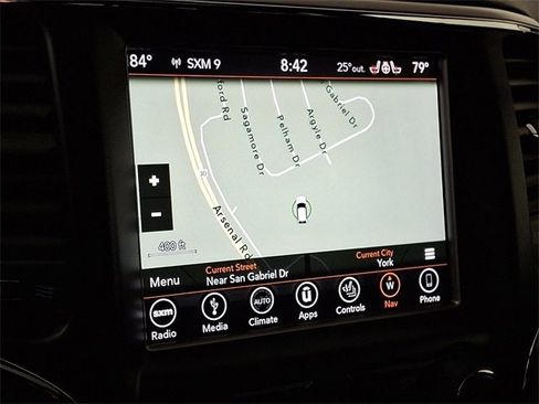 Used 2018 Jeep Grand Cherokee Trailhawk image 3