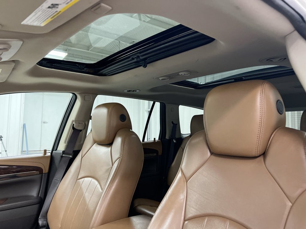 Used 2015 Buick Enclave Premium w/ Experience Buick Package FWD image 20