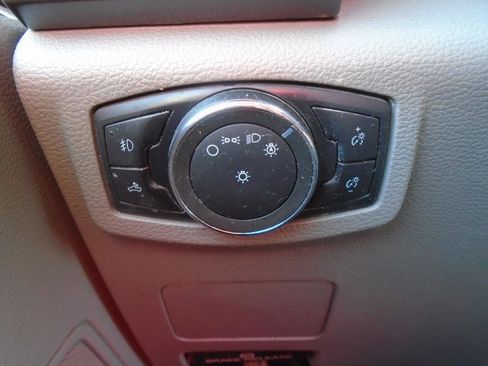 Used 2022 Ford F350 XLT w/ XLT Value Package image 15