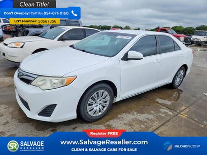 Used 2014 Toyota Camry LE