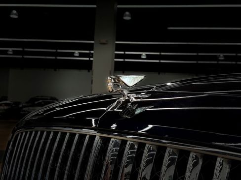 Used 2022 Bentley Flying Spur Plug-In Hybrid image 99