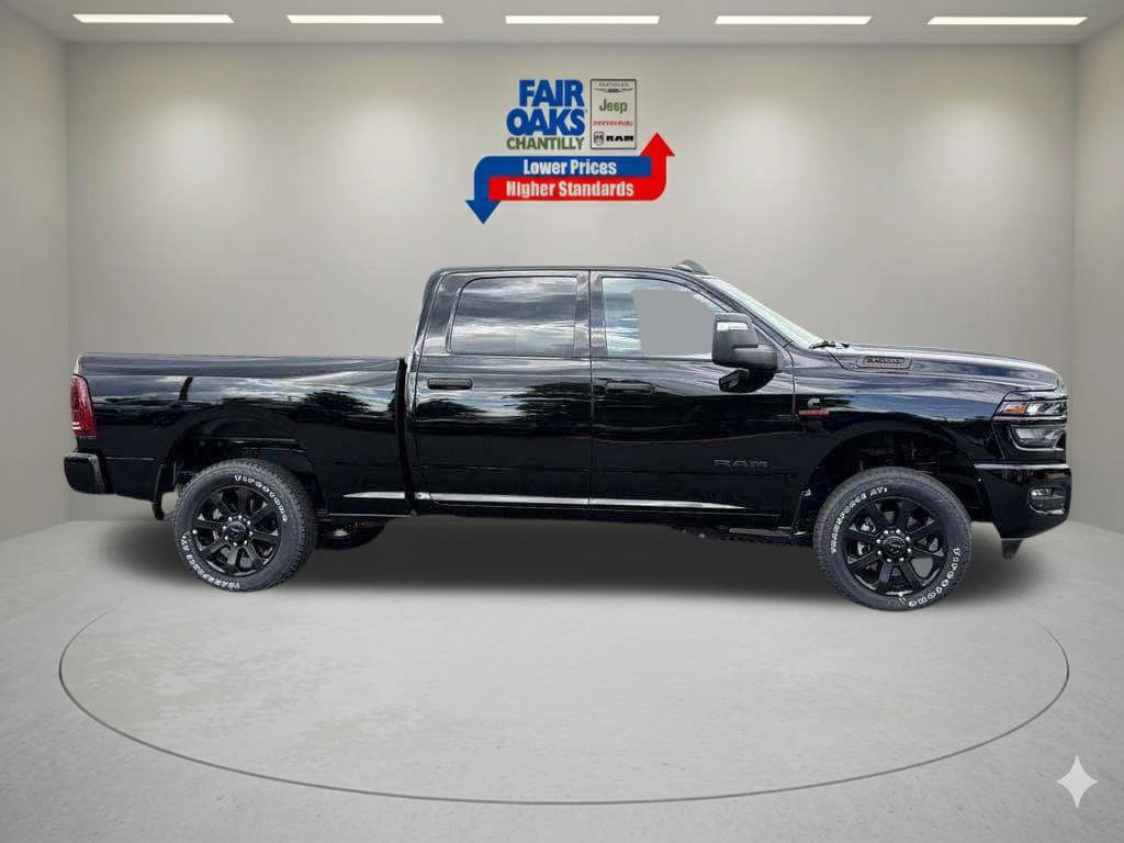 New 2026 RAM 3500 Big Horn AWD/4WD image 4