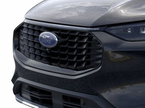 New 2024 Ford Escape Platinum w/ Premium Technology Package image 17