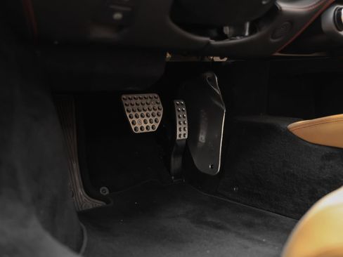 Certified 2012 Ferrari 458 Spider RWD image 41