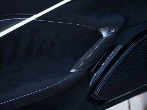 Used 2024 Ferrari Roma image 28