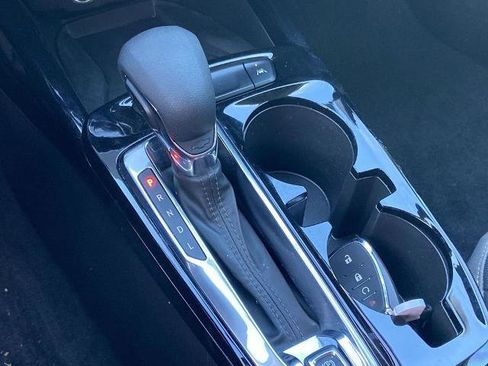 Used 2024 Chevrolet Trax ACTIV w/ Sunroof Package image 11