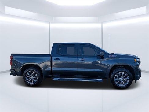 Used 2020 Chevrolet Silverado 1500 RST image 2