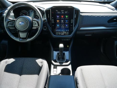Certified 2025 Subaru Forester Premium AWD/4WD image 10