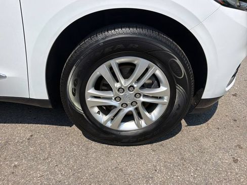 Used 2019 Buick Enclave Essence AWD/4WD image 29