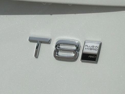 New 2026 Volvo XC90 T8 Ultra w/ Protection Package Premier image 8