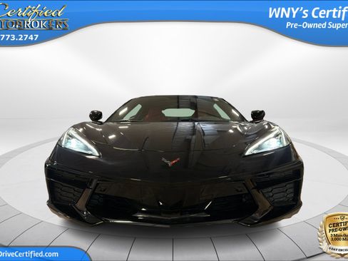 Used 2020 Chevrolet Corvette Stingray 2LT w/ 2LT Preferred Equipment Group RWD image 2