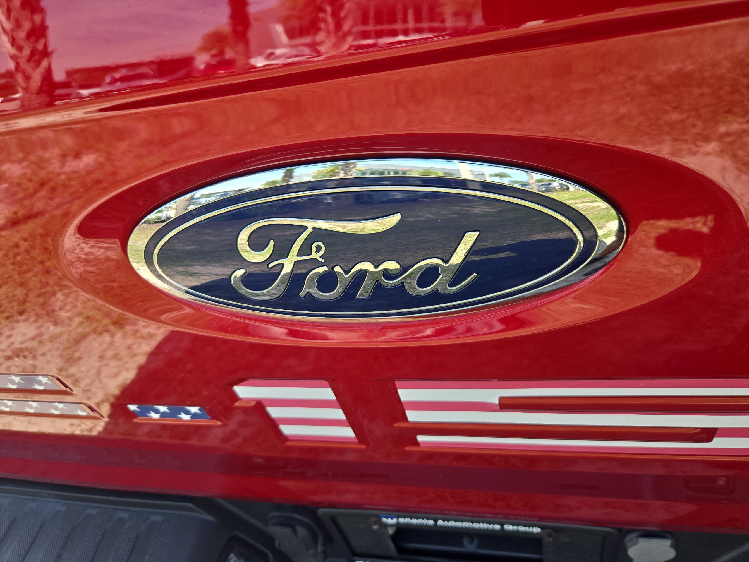 Used 2023 Ford F150 Lariat AWD/4WD image 10