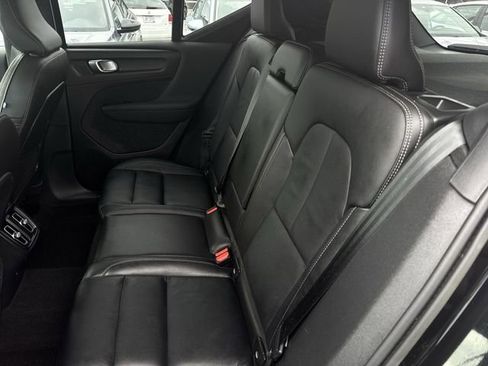 Used 2023 Volvo XC40 B5 Plus w/ Driver Assist Package AWD/4WD image 24