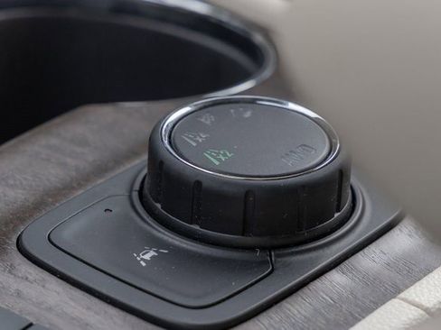 Certified 2023 GMC Acadia Denali w/ Denali Technology Package image 24