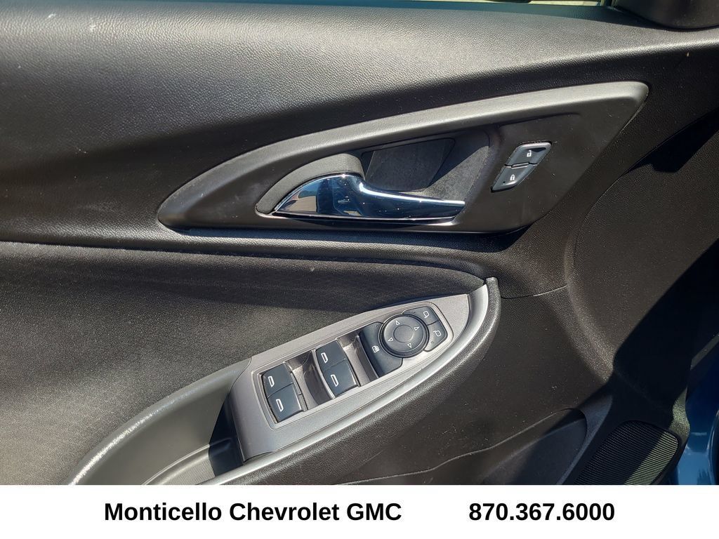 Used 2024 Chevrolet Malibu LS FWD image 13