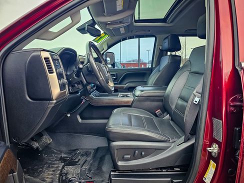 Used 2017 GMC Sierra 3500 Denali w/ Duramax Plus Package image 15