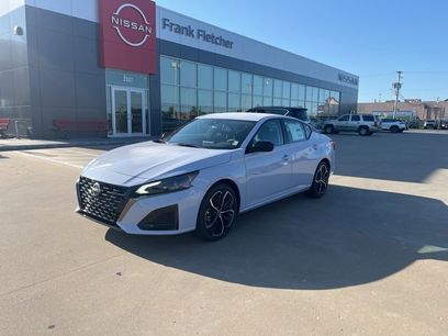 New 2025 Nissan Altima 2.5 SR