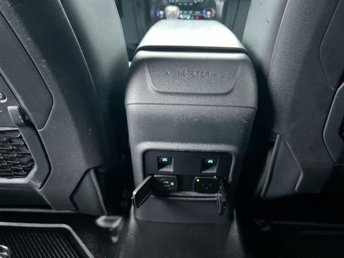 Used 2021 Ford Bronco Black Diamond image 24