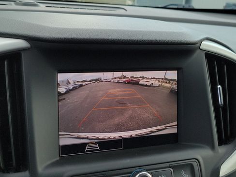 Used 2024 GMC Terrain SLE FWD image 12