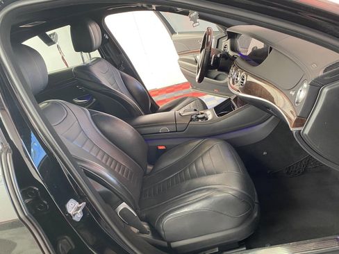 Used 2019 Mercedes-Benz S 560 4MATIC Sedan w/ Premium Package image 9