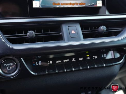 Used 2024 Lexus UX 250h FWD image 32