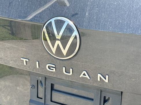 Used 2024 Volkswagen Tiguan S AWD/4WD image 17
