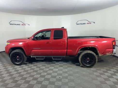 Used 2023 Toyota Tacoma SR5 w/ SR5 Appearance Package image 5