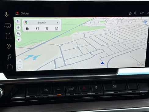 Used 2025 GMC Sierra 1500 SLT image 25