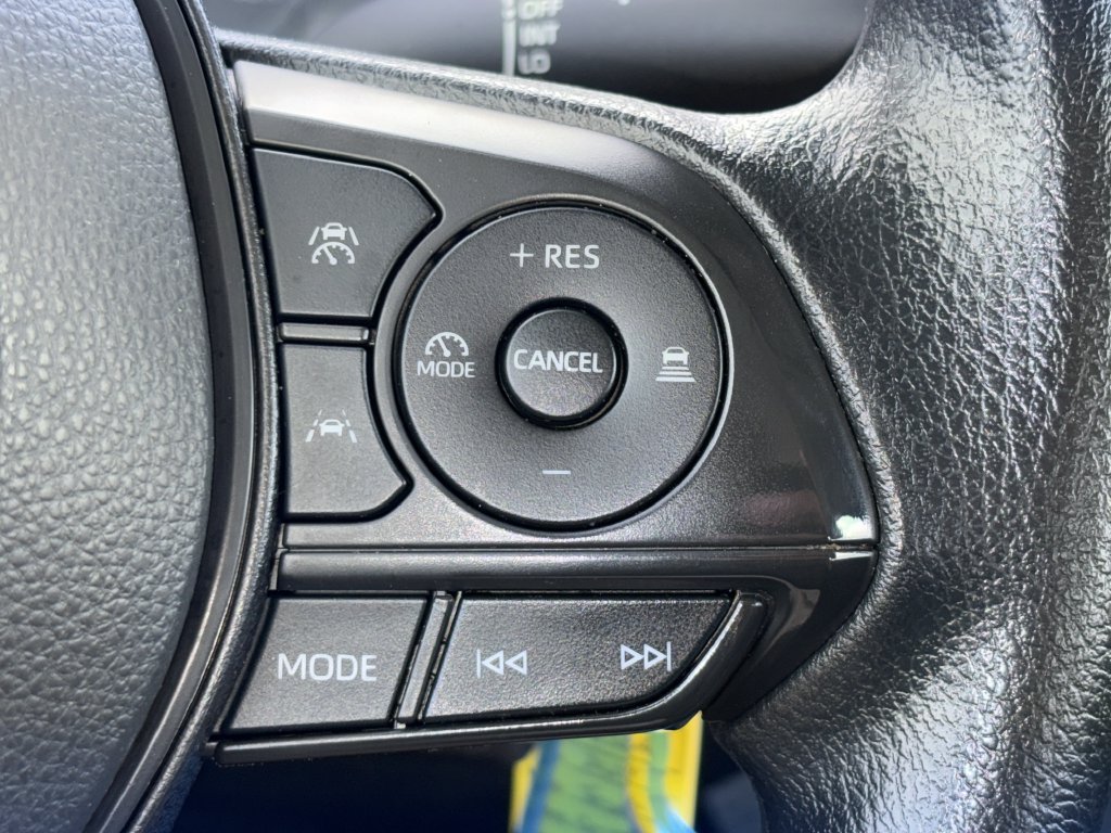 Used 2024 Toyota Corolla LE FWD image 14