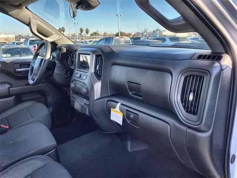 New 2026 Chevrolet Silverado 1500 Custom Trail Boss image 32