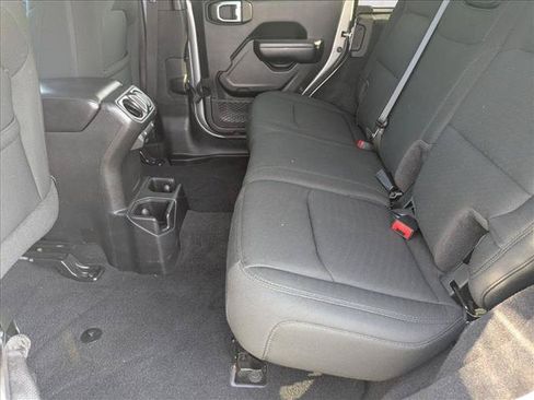 Used 2021 Jeep Wrangler Unlimited Sport AWD/4WD image 17