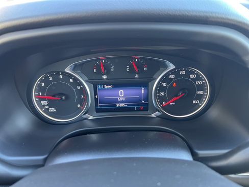 Used 2022 GMC Acadia SLE w/ Driver Convenience Package image 18