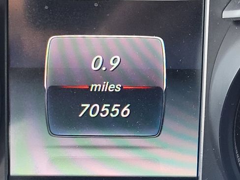 Used 2019 Mercedes-Benz GLC 300 image 28