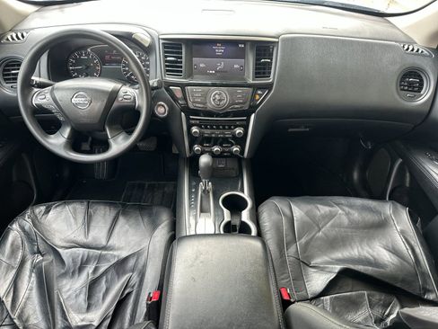 Used 2020 Nissan Pathfinder S FWD image 12