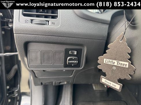 Used 2009 Toyota Corolla S image 15