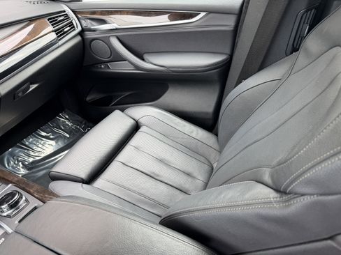 Used 2017 BMW X5 xDrive35d image 20