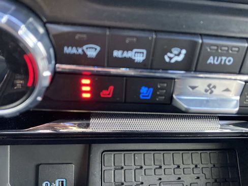 Used 2023 Ford F150 Lariat w/ Equipment Group 502A High image 24