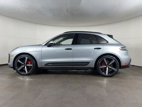 Used 2024 Porsche Macan GTS image 4