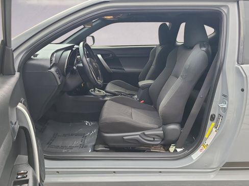 Used 2013 Scion tC FWD image 11