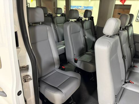 Used 2016 Ford Transit 350 XL RWD image 27