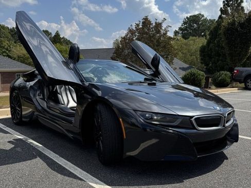 Used 2019 BMW i8 Roadster image 13