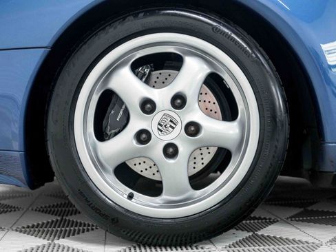 Used 1997 Porsche 911 Carrera RWD image 33